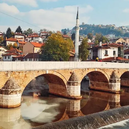 Modern For 3 People In The Heart Of The Center *