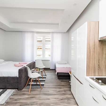 Modern For 3 People In The Heart Of The Center Lägenhet *