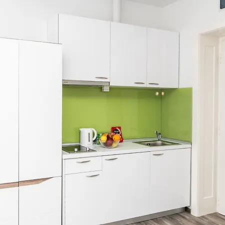 Modern For 3 People In The Heart Of The Center