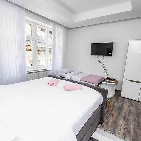 Modern For 3 People In The Heart Of The Center Appartement Sarajevo